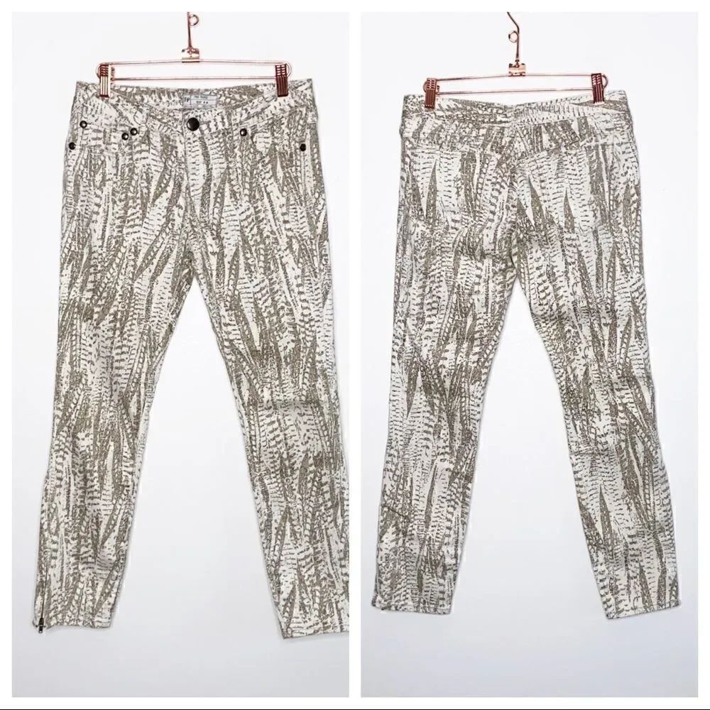FP Free People Snakeskin Print Novalty zip Ankle Designer Denim Jean Animal 28